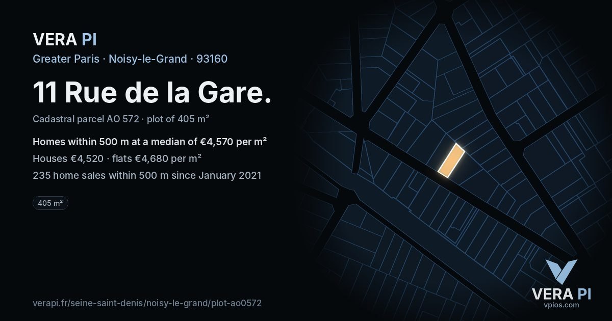 11 Rue de la Gare, Noisy-le-Grand at night – the plot lit, the parcels around coloured by the prices near them