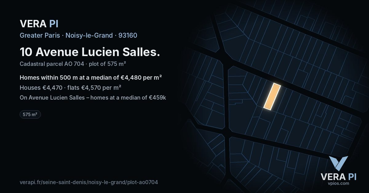 10 Avenue Lucien Salles, Noisy-le-Grand at night – the plot lit, the parcels around coloured by the prices near them