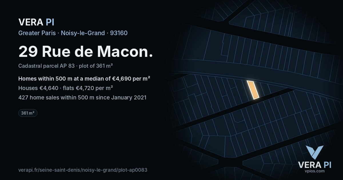 29 Rue de Macon, Noisy-le-Grand at night – the plot lit, the parcels around coloured by the prices near them