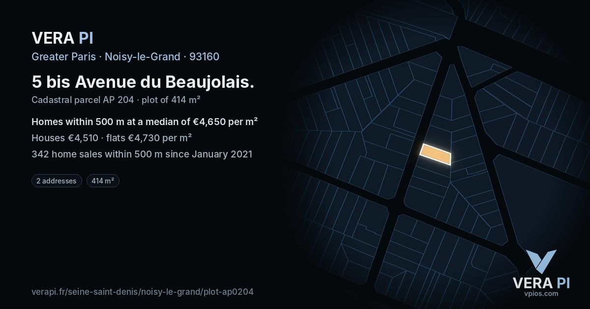5 bis Avenue du Beaujolais, Noisy-le-Grand at night – the plot lit, the parcels around coloured by the prices near them