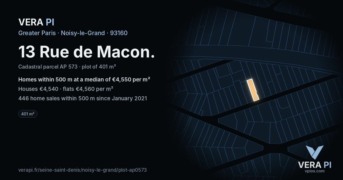 13 Rue de Macon, Noisy-le-Grand at night – the plot lit, the parcels around coloured by the prices near them