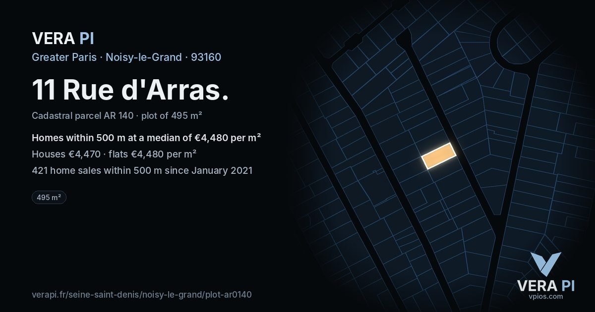 11 Rue d'Arras, Noisy-le-Grand at night – the plot lit, the parcels around coloured by the prices near them