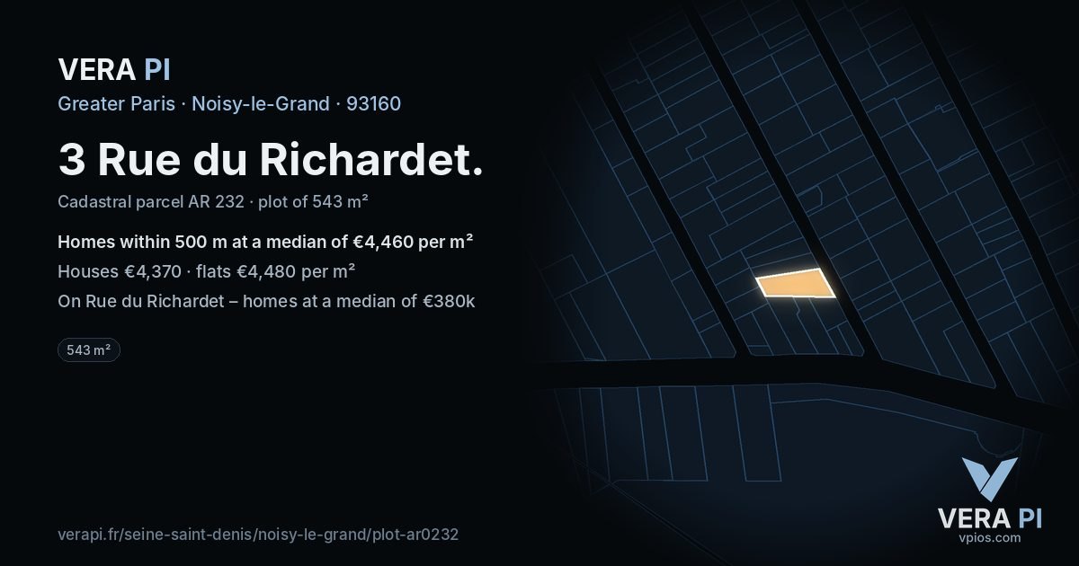 3 Rue du Richardet, Noisy-le-Grand at night – the plot lit, the parcels around coloured by the prices near them