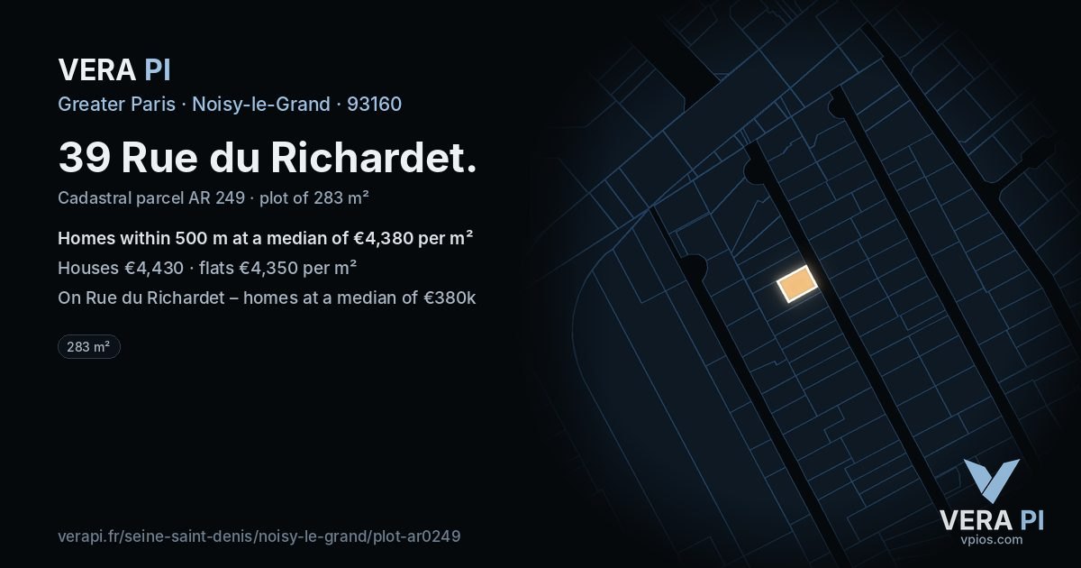 39 Rue du Richardet, Noisy-le-Grand at night – the plot lit, the parcels around coloured by the prices near them