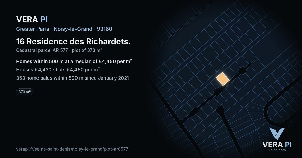 16 Residence des Richardets, Noisy-le-Grand at night – the plot lit, the parcels around coloured by the prices near them