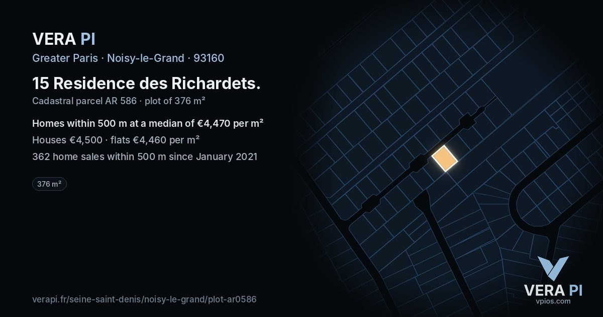 15 Residence des Richardets, Noisy-le-Grand at night – the plot lit, the parcels around coloured by the prices near them