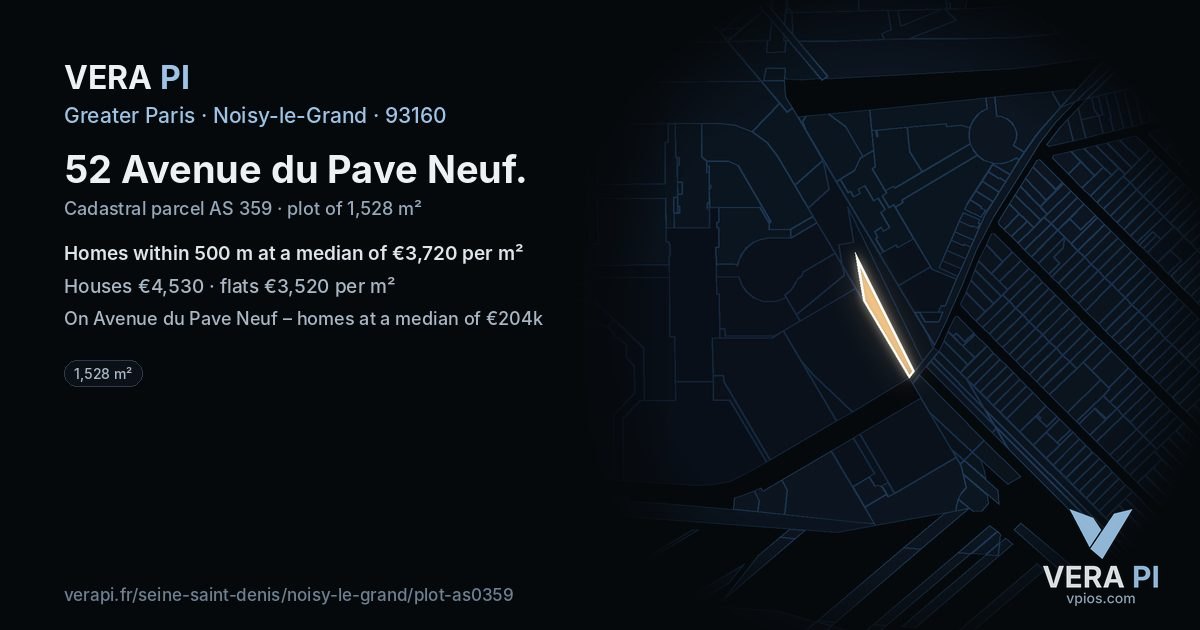 52 Avenue du Pave Neuf, Noisy-le-Grand at night – the plot lit, the parcels around coloured by the prices near them