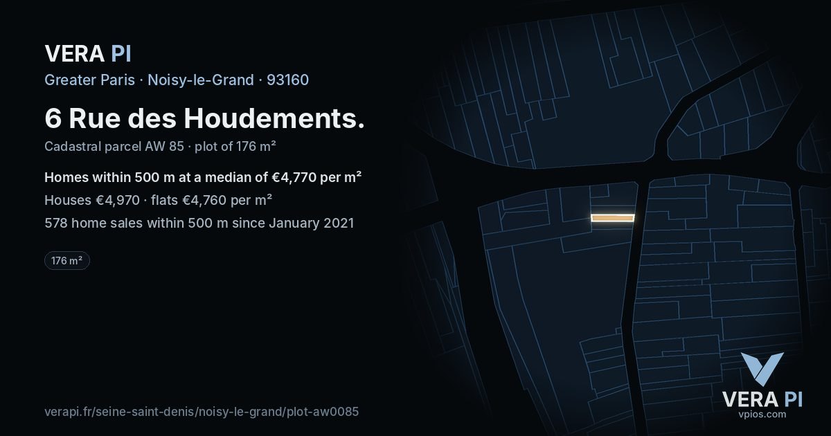 6 Rue des Houdements, Noisy-le-Grand at night – the plot lit, the parcels around coloured by the prices near them