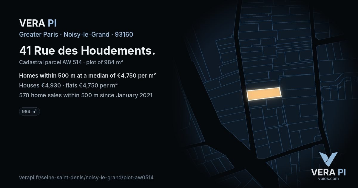 41 Rue des Houdements, Noisy-le-Grand at night – the plot lit, the parcels around coloured by the prices near them