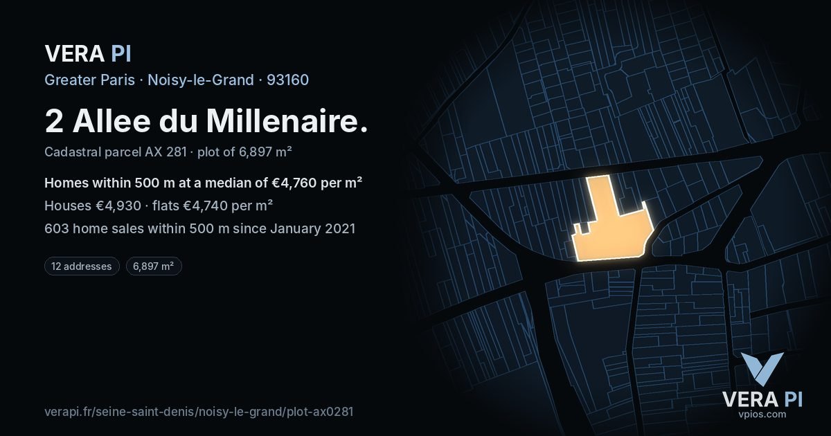 2 Allee du Millenaire, Noisy-le-Grand at night – the plot lit, the parcels around coloured by the prices near them
