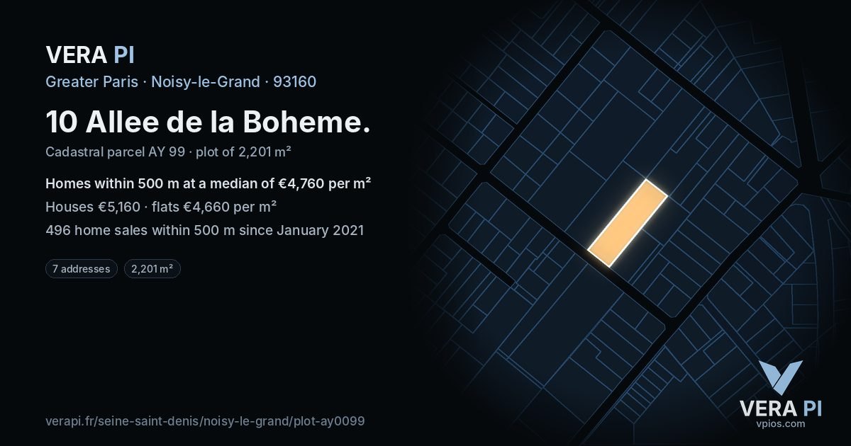 10 Allee de la Boheme, Noisy-le-Grand at night – the plot lit, the parcels around coloured by the prices near them