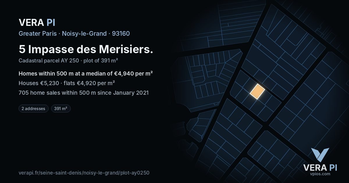 5 Impasse des Merisiers, Noisy-le-Grand at night – the plot lit, the parcels around coloured by the prices near them