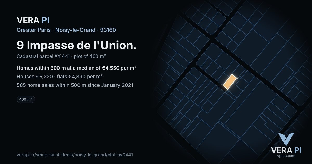 9 Impasse de l'Union, Noisy-le-Grand at night – the plot lit, the parcels around coloured by the prices near them
