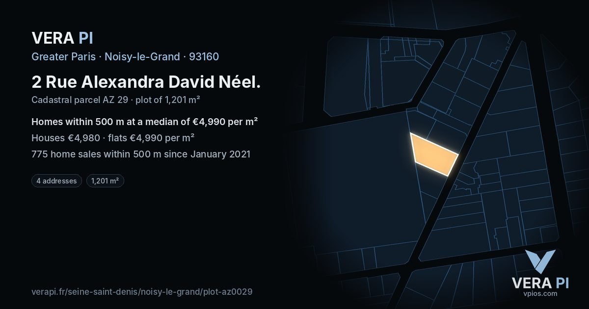 2 Rue Alexandra David Néel, Noisy-le-Grand at night – the plot lit, the parcels around coloured by the prices near them