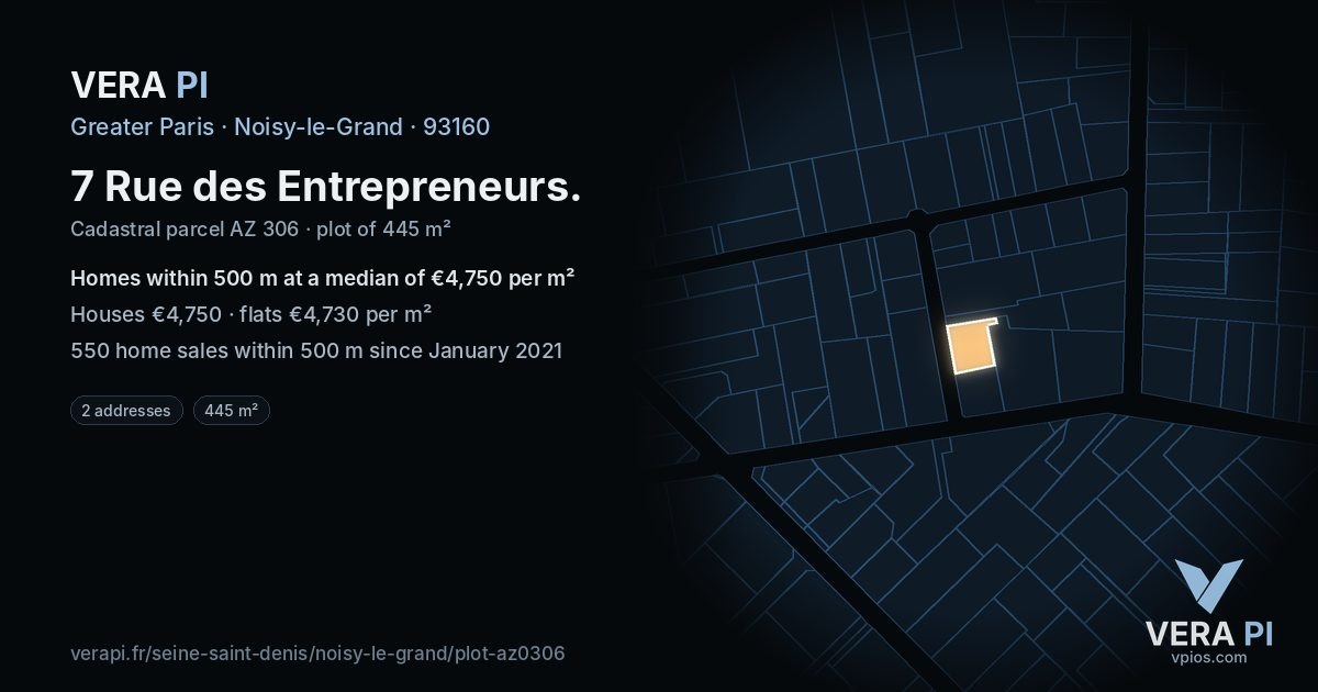 7 Rue des Entrepreneurs, Noisy-le-Grand at night – the plot lit, the parcels around coloured by the prices near them