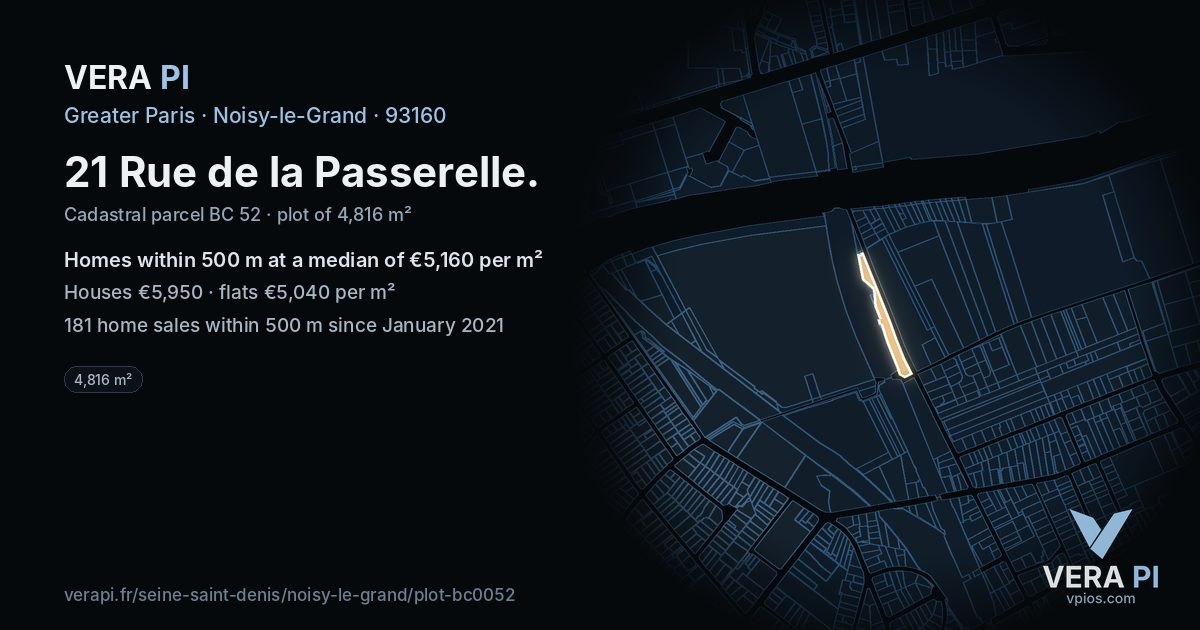 21 Rue de la Passerelle, Noisy-le-Grand at night – the plot lit, the parcels around coloured by the prices near them