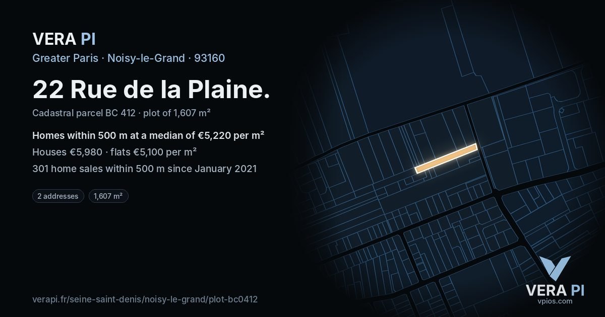 22 Rue de la Plaine, Noisy-le-Grand at night – the plot lit, the parcels around coloured by the prices near them