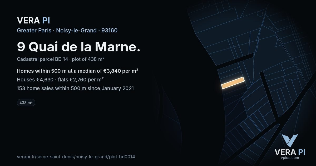 9 Quai de la Marne, Noisy-le-Grand at night – the plot lit, the parcels around coloured by the prices near them