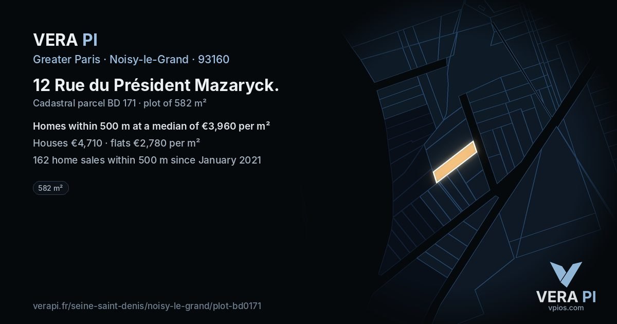 12 Rue du Président Mazaryck, Noisy-le-Grand at night – the plot lit, the parcels around coloured by the prices near them