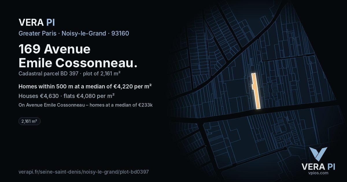 169 Avenue Emile Cossonneau, Noisy-le-Grand at night – the plot lit, the parcels around coloured by the prices near them