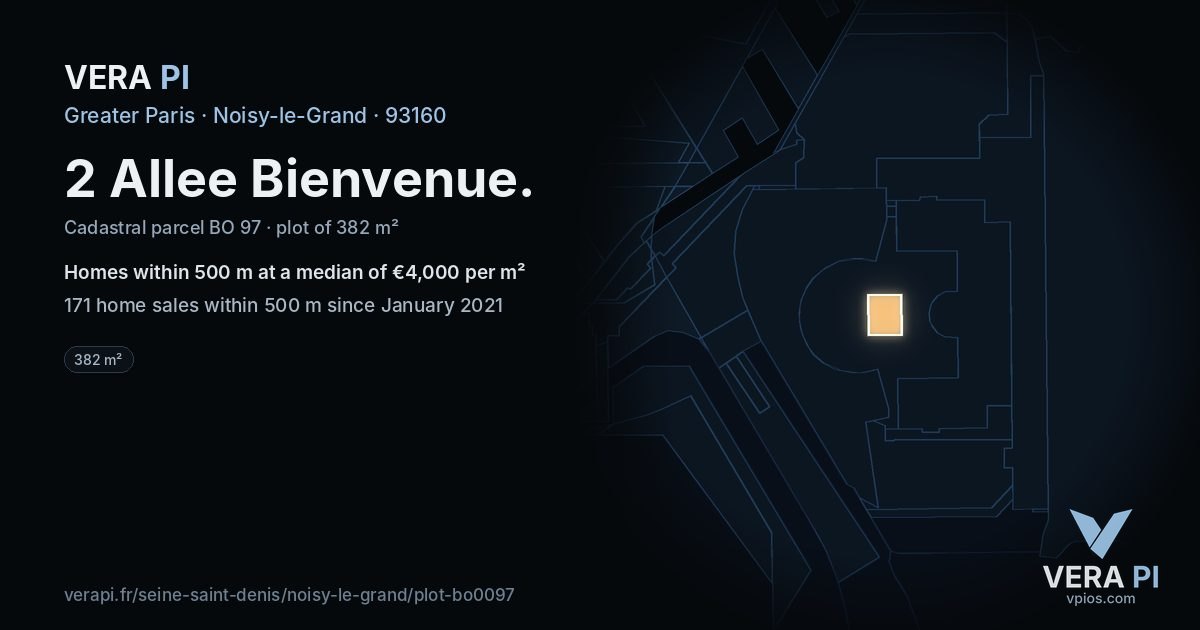 2 Allee Bienvenue, Noisy-le-Grand at night – the plot lit, the parcels around coloured by the prices near them