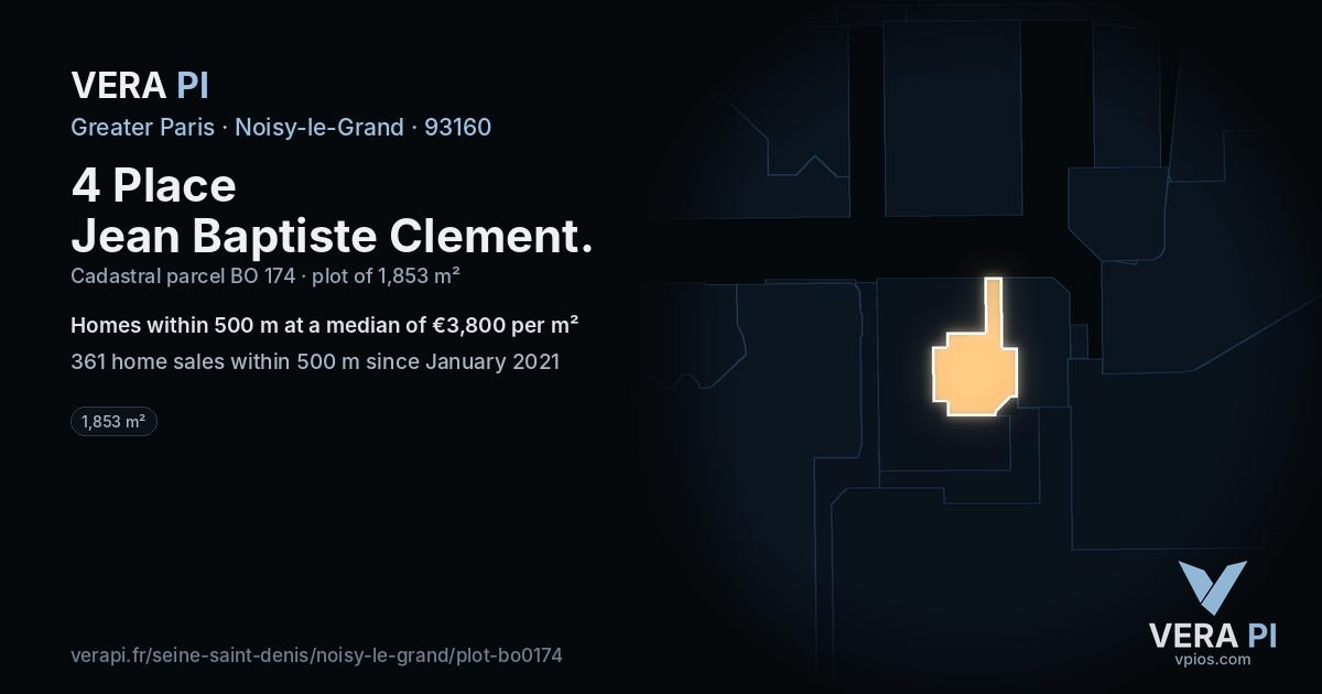 4 Place Jean Baptiste Clement, Noisy-le-Grand at night – the plot lit, the parcels around coloured by the prices near them