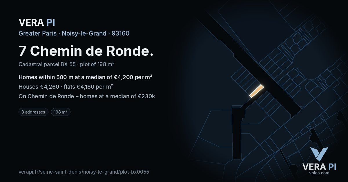 7 Chemin de Ronde, Noisy-le-Grand at night – the plot lit, the parcels around coloured by the prices near them