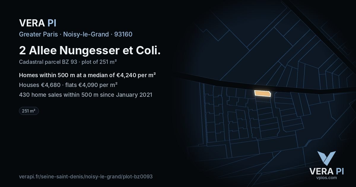 2 Allee Nungesser et Coli, Noisy-le-Grand at night – the plot lit, the parcels around coloured by the prices near them