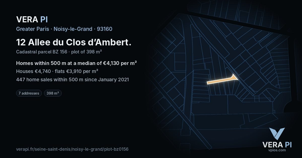 12 Allee du Clos d’Ambert, Noisy-le-Grand at night – the plot lit, the parcels around coloured by the prices near them