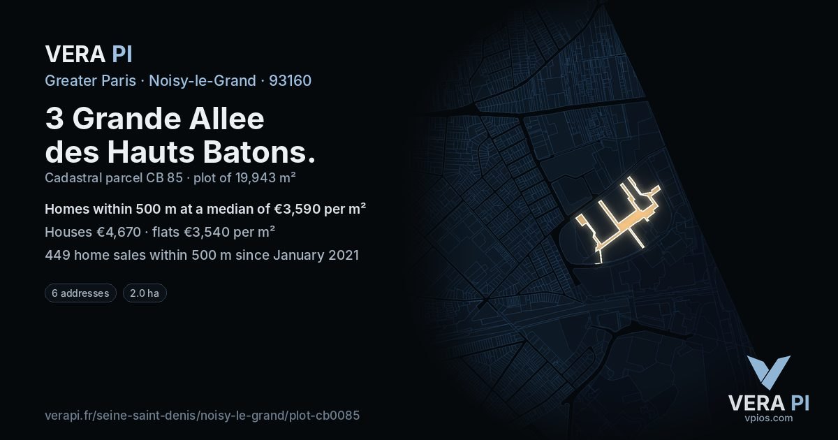 3 Grande Allee des Hauts Batons, Noisy-le-Grand at night – the plot lit, the parcels around coloured by the prices near them