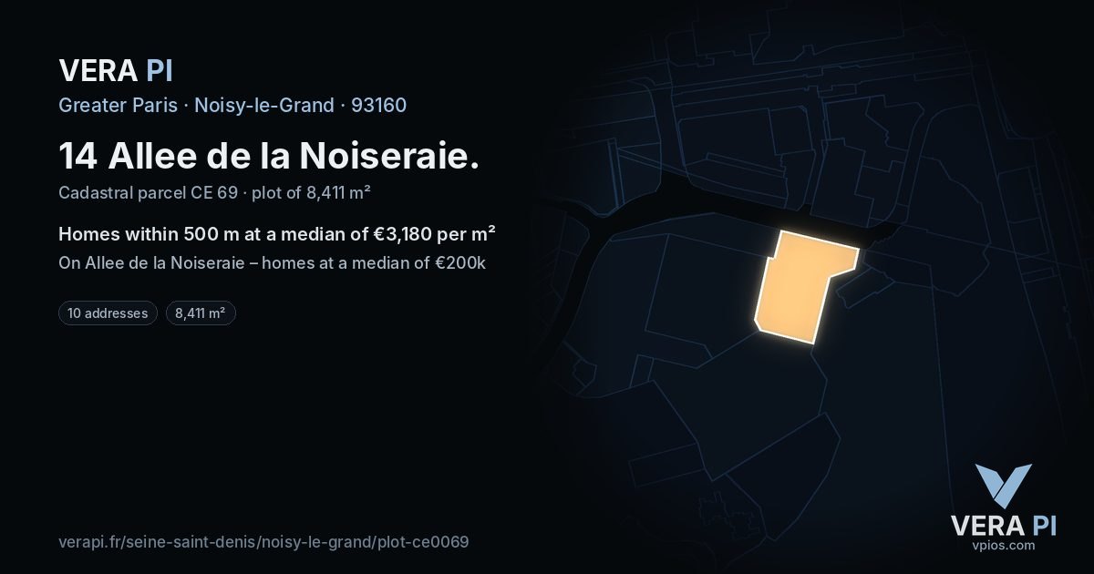 14 Allee de la Noiseraie, Noisy-le-Grand at night – the plot lit, the parcels around coloured by the prices near them
