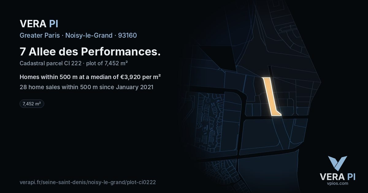 7 Allee des Performances, Noisy-le-Grand at night – the plot lit, the parcels around coloured by the prices near them