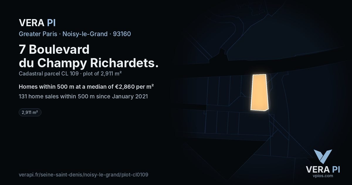 7 Boulevard du Champy Richardets, Noisy-le-Grand at night – the plot lit, the parcels around coloured by the prices near them