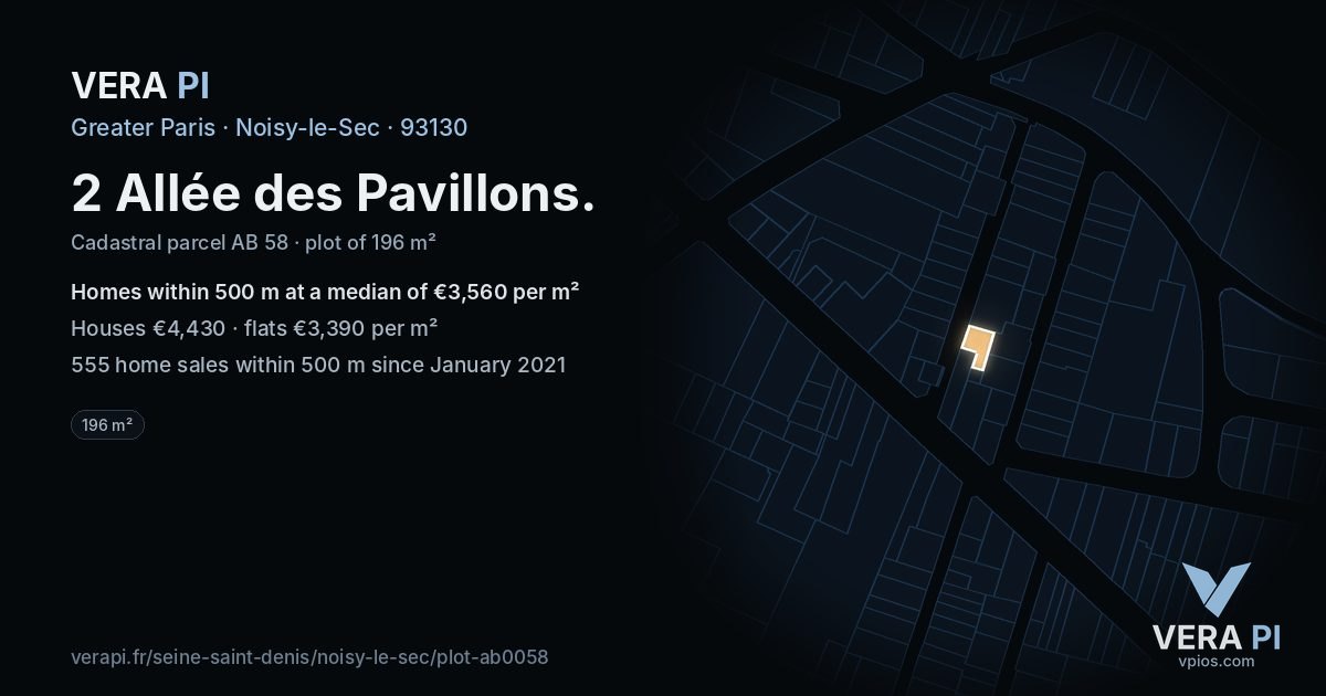 2 Allée des Pavillons, Noisy-le-Sec at night – the plot lit, the parcels around coloured by the prices near them