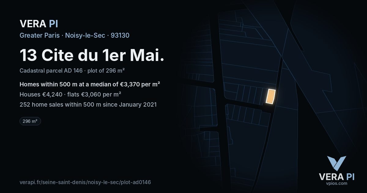 13 Cite du 1er Mai, Noisy-le-Sec at night – the plot lit, the parcels around coloured by the prices near them