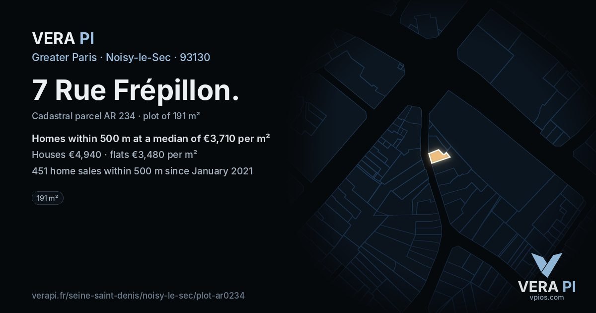 7 Rue Frépillon, Noisy-le-Sec at night – the plot lit, the parcels around coloured by the prices near them