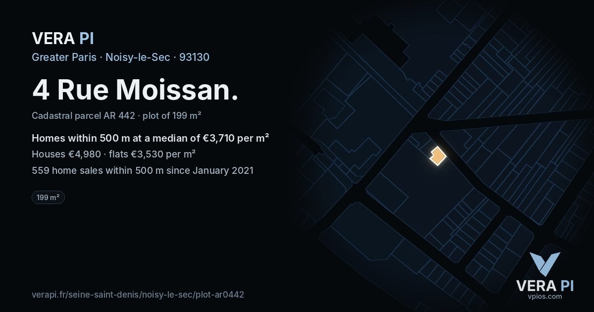 4 Rue Moissan, Noisy-le-Sec at night – the plot lit, the parcels around coloured by the prices near them