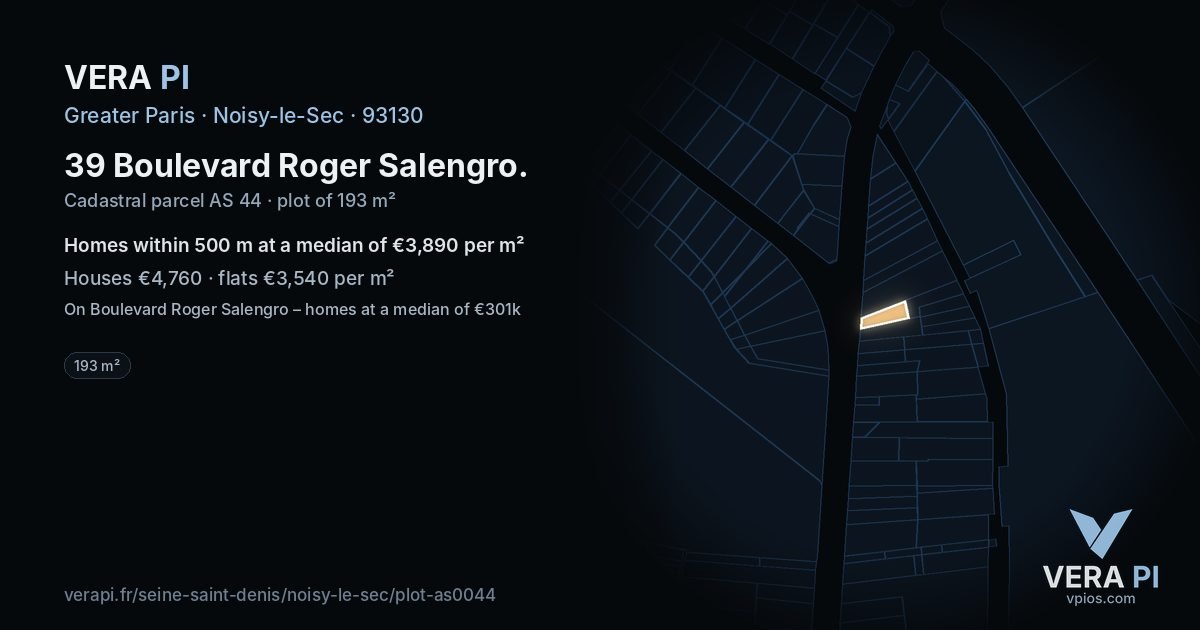 39 Boulevard Roger Salengro, Noisy-le-Sec at night – the plot lit, the parcels around coloured by the prices near them