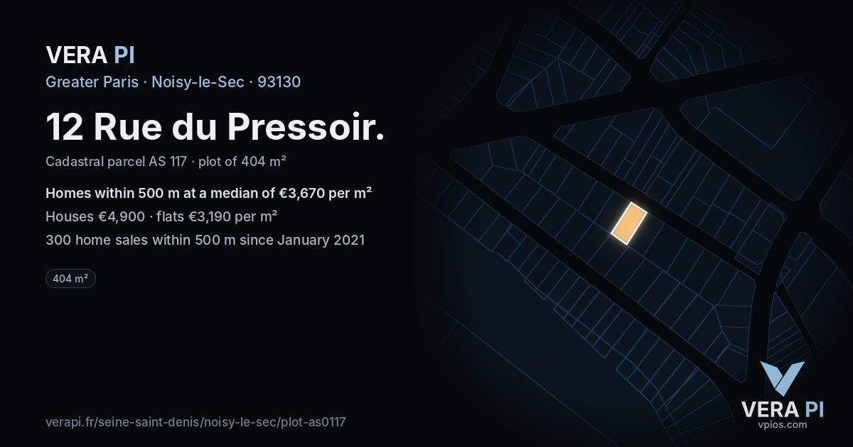 12 Rue du Pressoir, Noisy-le-Sec at night – the plot lit, the parcels around coloured by the prices near them