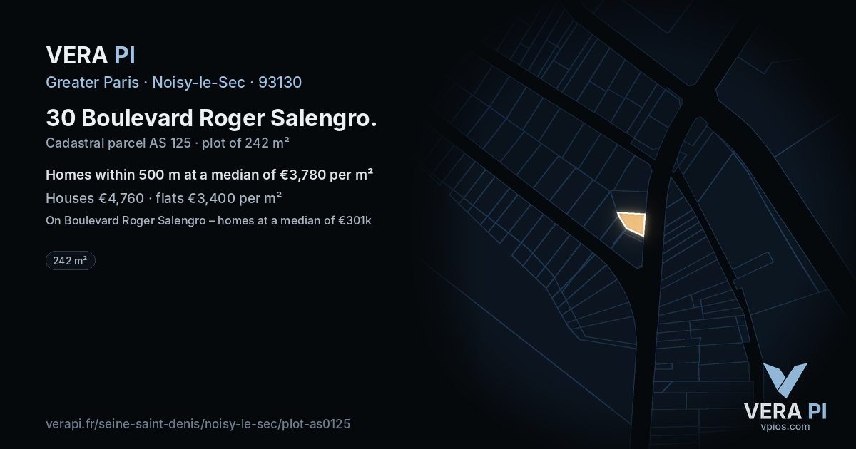 30 Boulevard Roger Salengro, Noisy-le-Sec at night – the plot lit, the parcels around coloured by the prices near them