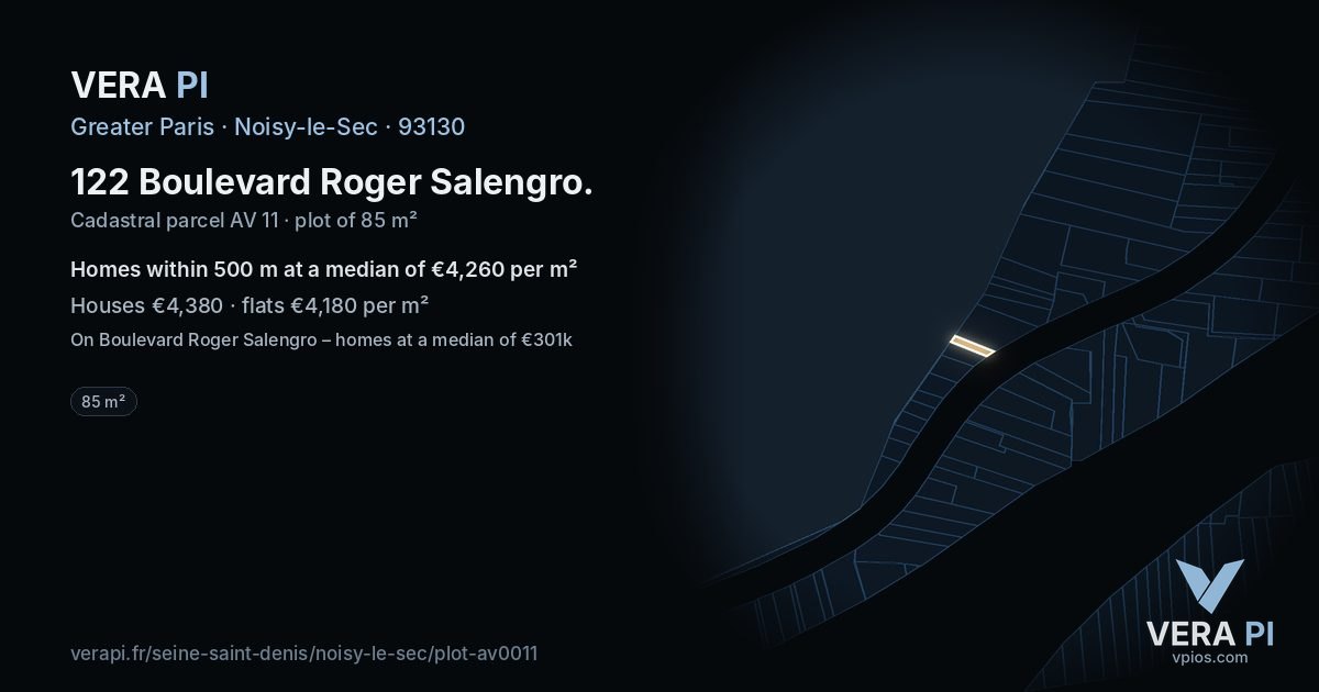 122 Boulevard Roger Salengro, Noisy-le-Sec at night – the plot lit, the parcels around coloured by the prices near them