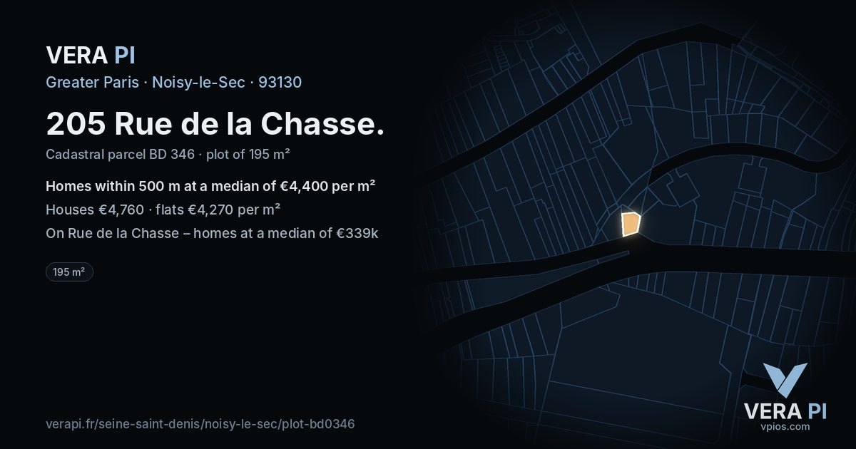 205 Rue de la Chasse, Noisy-le-Sec at night – the plot lit, the parcels around coloured by the prices near them