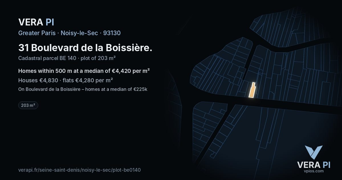 31 Boulevard de la Boissière, Noisy-le-Sec at night – the plot lit, the parcels around coloured by the prices near them
