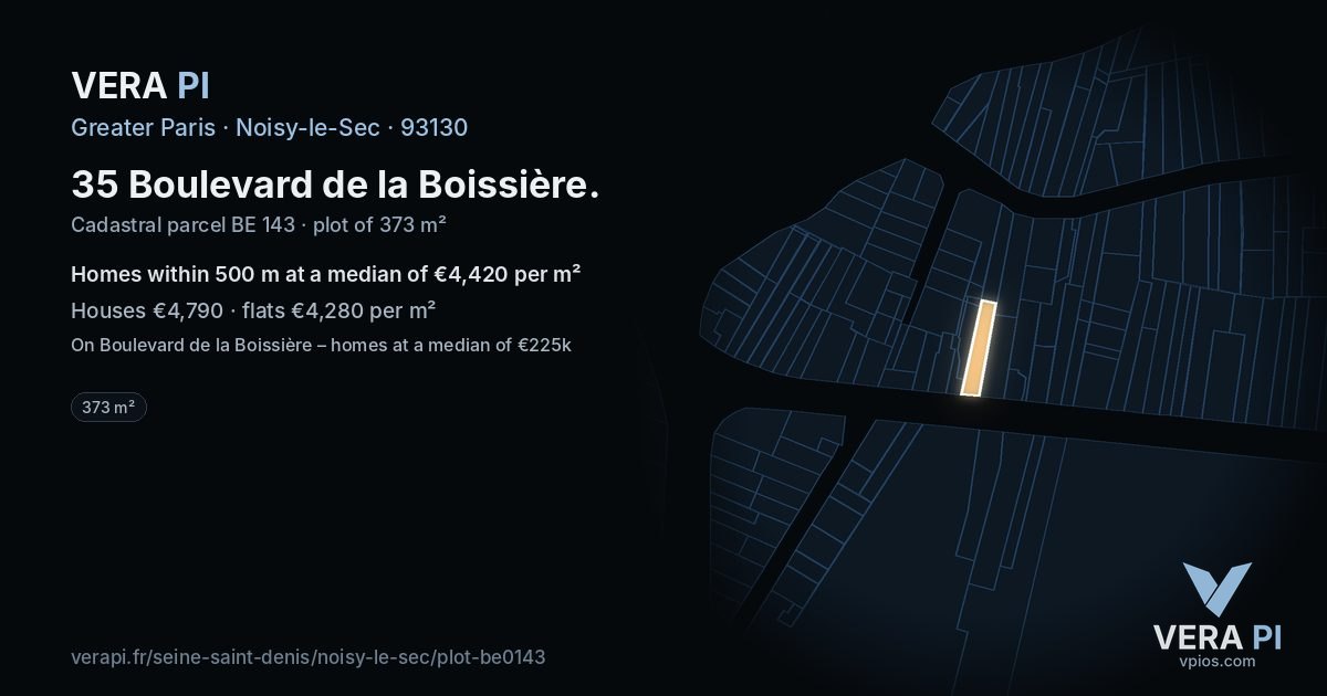 35 Boulevard de la Boissière, Noisy-le-Sec at night – the plot lit, the parcels around coloured by the prices near them
