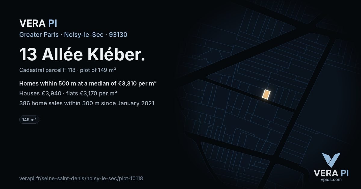 13 Allée Kléber, Noisy-le-Sec at night – the plot lit, the parcels around coloured by the prices near them