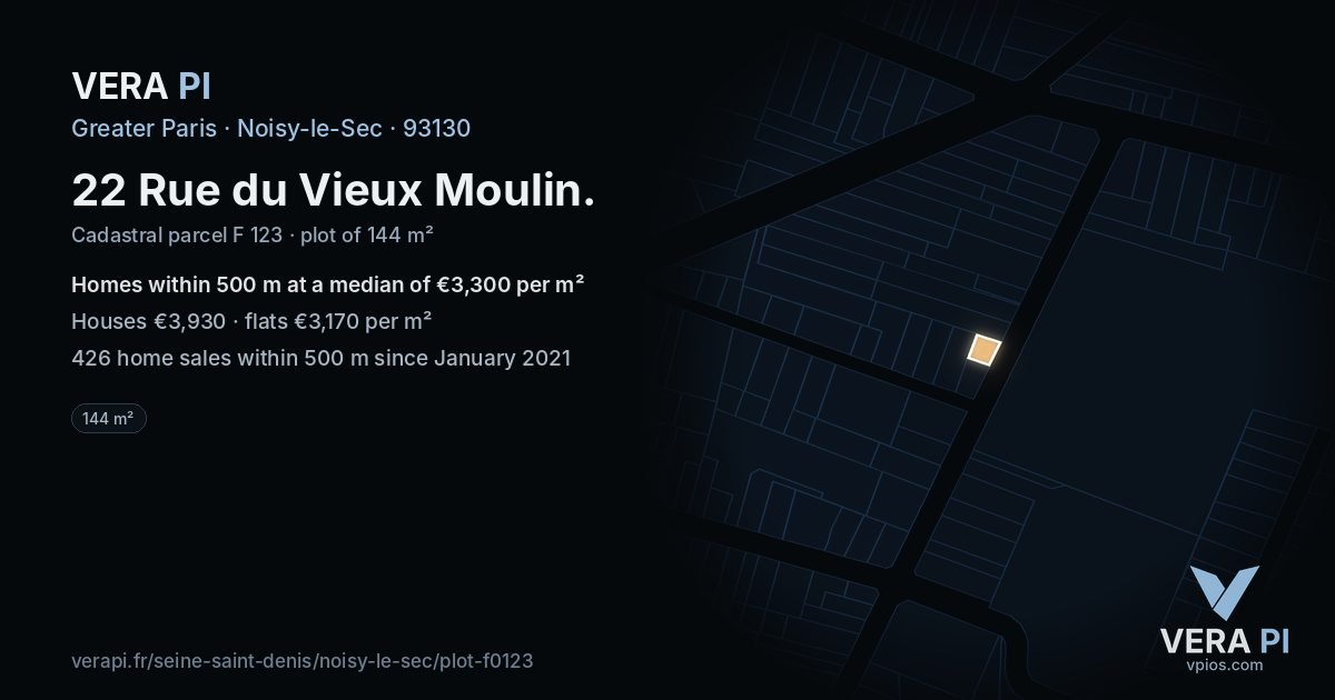 22 Rue du Vieux Moulin, Noisy-le-Sec at night – the plot lit, the parcels around coloured by the prices near them