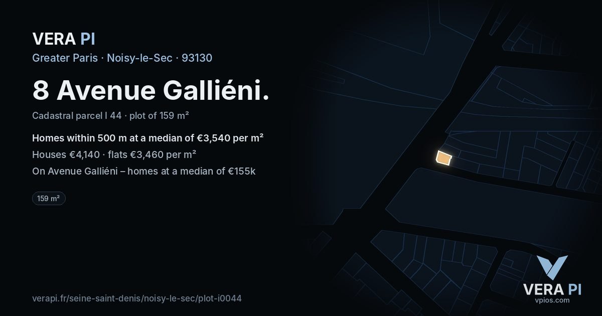 8 Avenue Galliéni, Noisy-le-Sec at night – the plot lit, the parcels around coloured by the prices near them