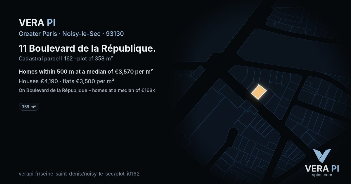 11 Boulevard de la République, Noisy-le-Sec at night – the plot lit, the parcels around coloured by the prices near them
