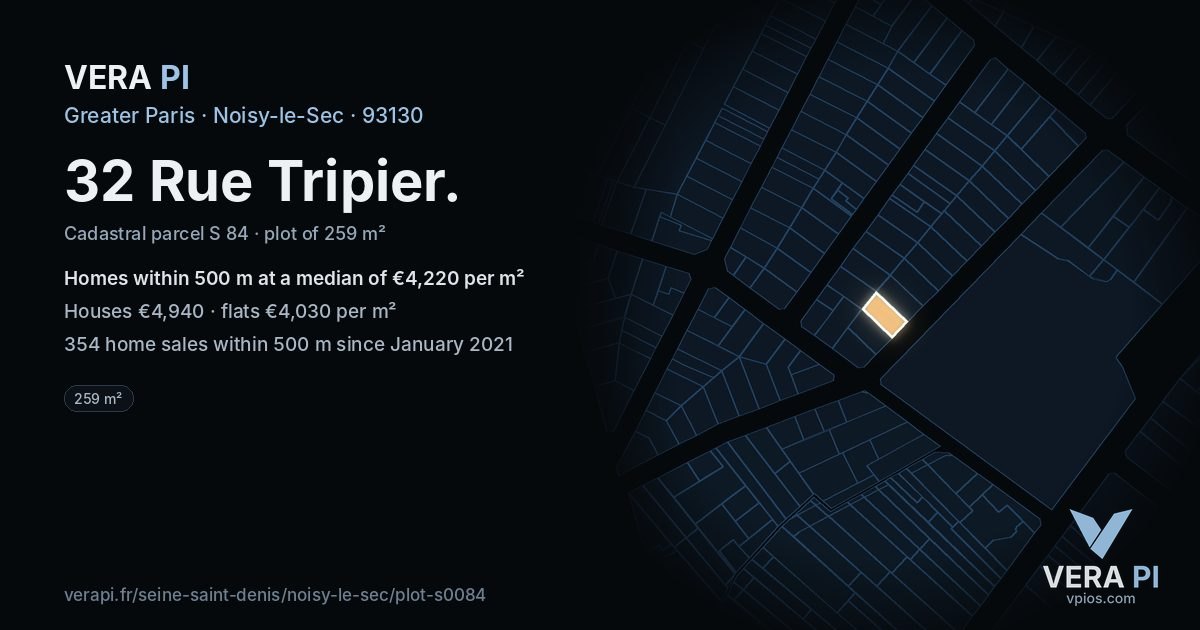 32 Rue Tripier, Noisy-le-Sec at night – the plot lit, the parcels around coloured by the prices near them