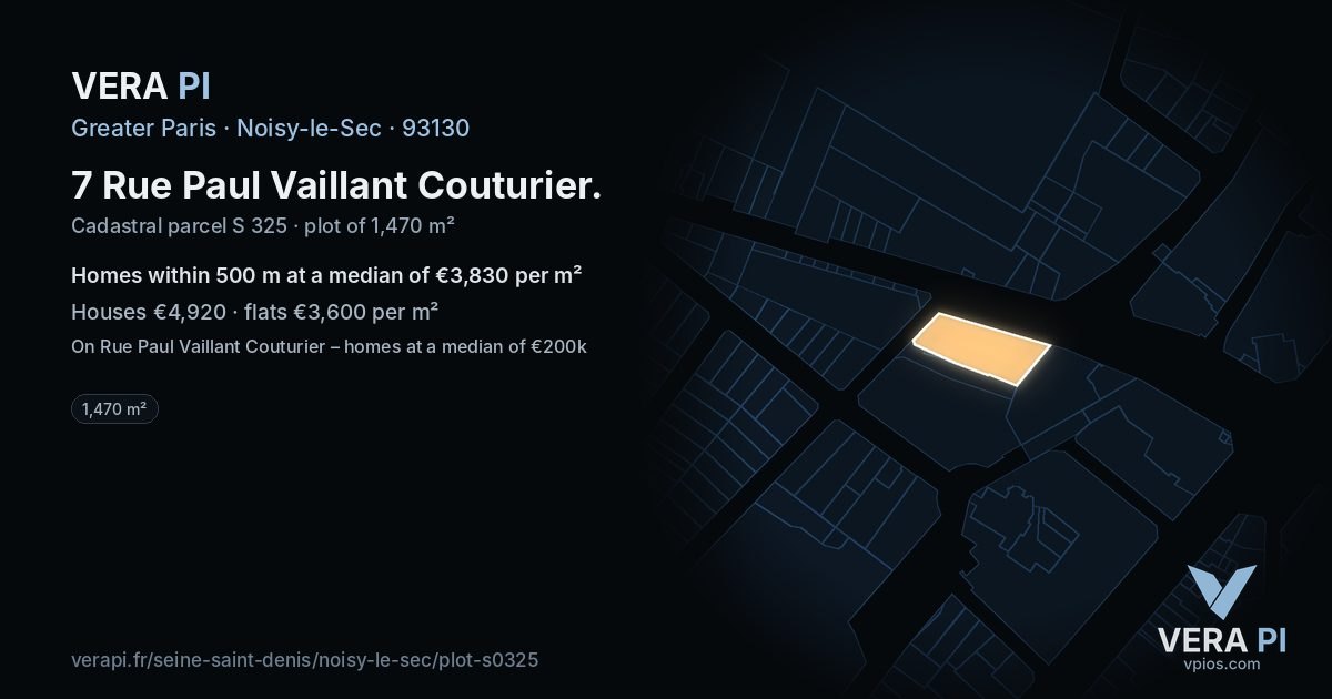 7 Rue Paul Vaillant Couturier, Noisy-le-Sec at night – the plot lit, the parcels around coloured by the prices near them